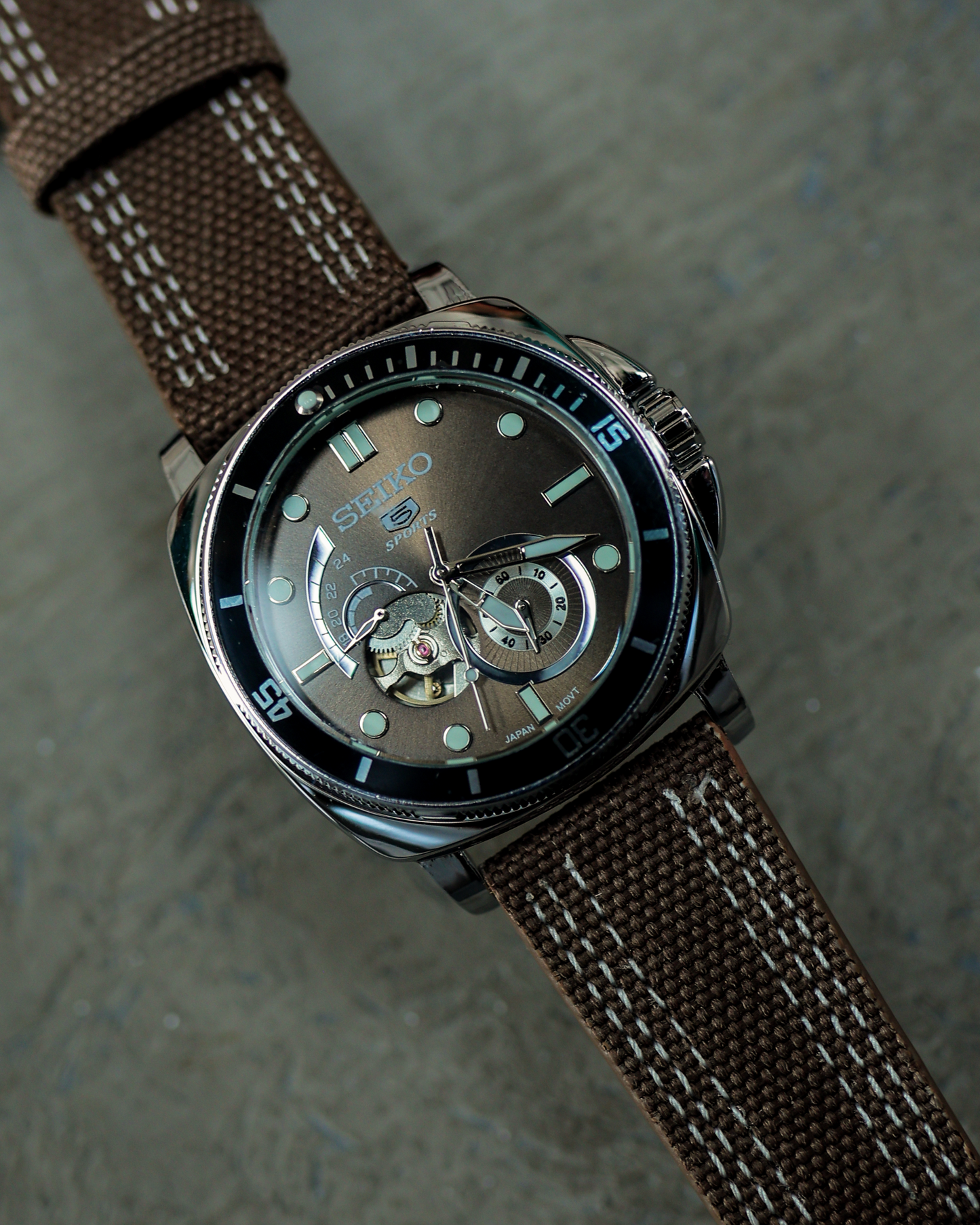 Vintage Expedition Open-Heart Automatic Watch – Coffee Brown Dial & Canvas Strap