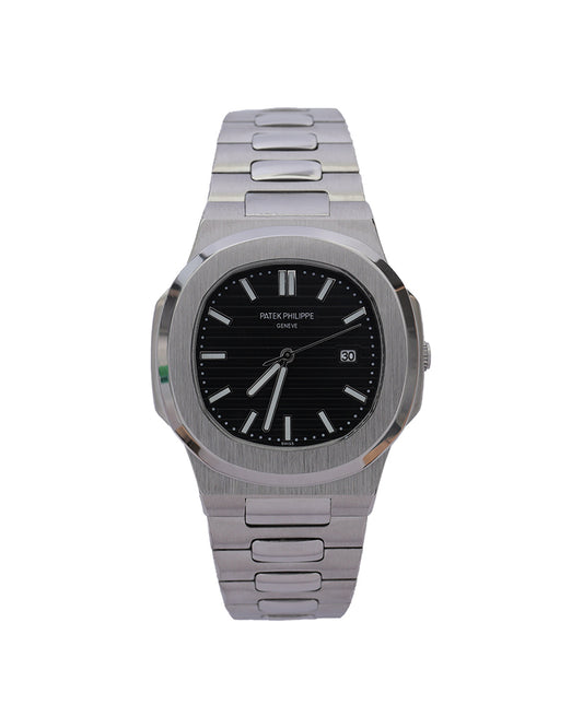 Titanium Royale Classic Watch – Black Textured Dial & Integrated Stainless Steel Bracelet Edition